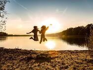 WOHNTRAUM IN TOPLAGE - MIT ZWEI GETRENNTEN EINGÄNGEN - IDEAL FÜR WOHNEN + ARBEITEN IM HOMEOFFICE ! - Strausberg