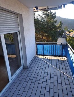 Moderne 3 Zimmer Wohnung mit Balkon in Gladenbach - Gladenbach