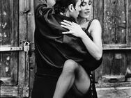 Tanzpartnerin gesucht z. B. für Tango Argentino - Berlin