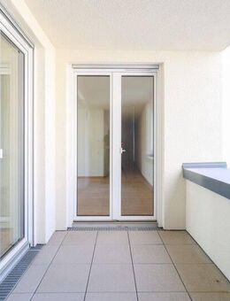 Großzügige 5-Zi.-Wohnung mit viel Komfort (ACHTUNG: NUR MIT WBS 2 / 5 Pers.!) - Frankfurt (Main)