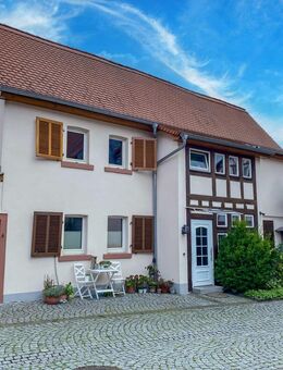 Wohnen mit Geschichte: Eine einzigartige Wohnung in Sulzbach (Taunus) - Sulzbach (Taunus)