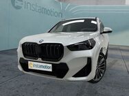 BMW iX, 1 xDrive30 M Sportpaket HK HiFi, Jahr 2023 - München