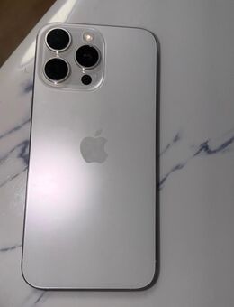 📱 iPhone 15 Pro Max 512 GB Titan Weiß – 1 Jahr alt – OVP – 950 € VB - Gießen