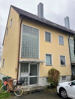 Renoviertes Mehrfamilienhaus ab sofort frei! 3D-Rundgang möglich! - Neuendettelsau
