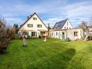 AIGNER-Idyllisches Einfamilienhaus mit Potential und weitläufigem Garten in Sendling - München