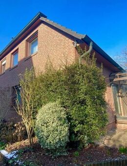 ZENTRAL GELEGENES NEST FÜR EINE JUNGE FAMILIE DOPPELHAUSHÄLFTE NÄHE SASELER MARKT - Hamburg