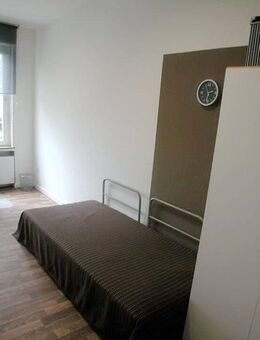 FLATmix.de / Helles, komplett möbliertes Zimmer in PB-Mitte - Paderborn