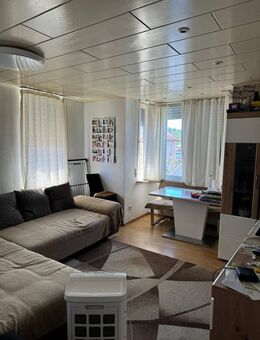 3 Zi- Wohnung in Stuttgart Wangen, zentrale Lage - Stuttgart