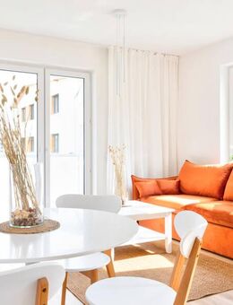 Neubauprojekt in Süßen! Die perfekte Single-Wohnung, 2 Zimmer, Ankleide, Balkon, 1. OG. Mit Aufzug ! - Süßen