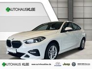 BMW 218 Gran Coupé, i Sport Line digitales Mehrzonenklima, Jahr 2023 - Wölfersheim