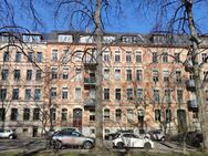 Großzügige vermietete Eigentumswohnung im 3. OG - Chemnitz