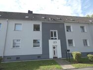 *** Wir modernisieren für Sie! Charmante Altbauwohnung mit Duschbad in grüner Lage! *** - Essen