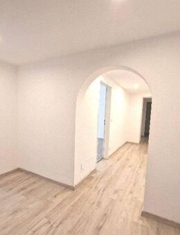 Großzügige 2-Zimmer-Wohnung mit Garten in Nürnberg - Nürnberg