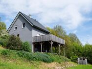 Energieeffizientes Einfamilienhaus mit Panoramablick und Wellnessbereich! - Münchsteinach