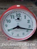 Vintage Peter Wecker/ Tischuhr mit Kunstoffgehäuse. Funktionstüchtig in 30655