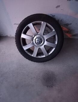 VW-Golf Alu-Felgen 17" - Bad Schwalbach Zentrum