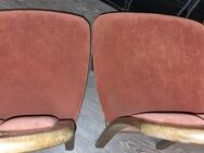 2 x Stück identische Stühle aus der Klose Kollektion Eiche Rustikal / Roter Bezug - Verden (Aller)
