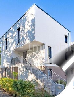Leben wie im Townhouse, nur ohne Gartenarbeit, in bester Lage direkt an Hamburg grenzend! - Norderstedt