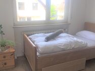 Gästezimmer mit Internet, Gästeküche, EtagenDusche/Wc, Waschmaschine, Nähe Uni Hohenheim - Stuttgart