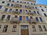 // möblierte Dachgeschoss Wohnung mit einzigartiger Dachterrasse - Blick über die Dächer Leipzigs // - Leipzig