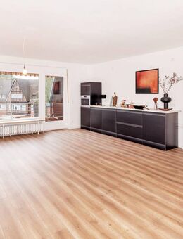 Hauptstadtmakler-Bezugsfreie Traumwohnung mit Tiefgaragenstellplatz - Berlin