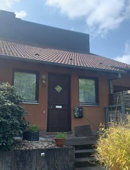 SANKT AUGUSTIN ruhig & zentral, tolle Einfam. DHH 3-4 Zi., ca. 150 m² WNfl, Keller, Terrasse und TG - Sankt Augustin