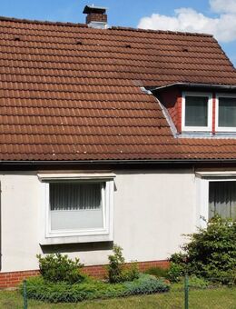 Doppelhaus mit zwei Wohneinheiten zu verkaufen Alternativ auch eine Bebauung des Grundstücks möglich - Hannover