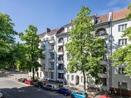 Charmant: Lichtdurchflutetes Dachgeschoss-Nest mit Terrasse im Schillerkiez - Berlin