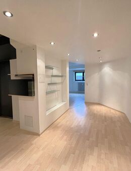 Lager Büro Praxis 129m² in Bonn Mehlem Verkauf oder Miete - Bonn Mehlem