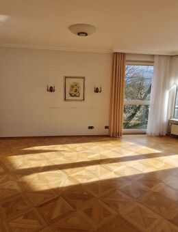 Toll geschnittene 3-4 Zimmer Etagenwohnung in Haan - Haan