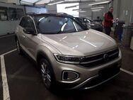 VW T-Roc, 1.5 TSI Move Plus IQ 18LM, Jahr 2023 - Hannover