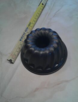 Backform Gugelhupf klein ca 10 cm mit Antihaftbeschichtung - Unna