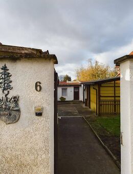 Vormerkung: Einfamilienhaus mit Einliegerwohnung und Hof zu verkaufen - Niederzimmern