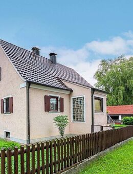 Attraktives Einfamilienhaus mit Garten in Gundelsheim zu verkaufen! - Treuchtlingen