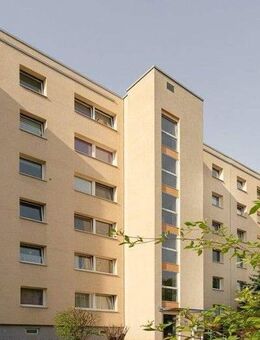 3 Raum-Wohnung mit Balkon und Aufzug - Dresden