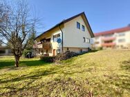 Großzügiges Familienhaus mit Einliegerwohnung, Doppelgarage und weitläufigem Gartenparadies - Rosengarten (Baden-Württemberg)