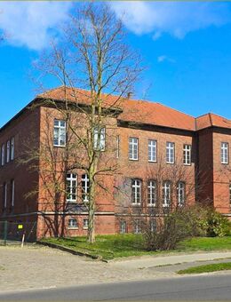 BUSCH-IMMOBILIEN ~ Hochwertig sanierte Etagenwohnung - Nordstadt! - Güstrow