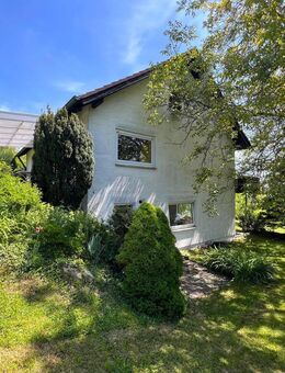 Freistehendes Einfamilienhaus mit Einliegerwohnung in schönster Südhanglage von Elchingen! - Elchingen