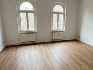 Wenige Stufen zum Glück - außergewöhnliche Wohnung mit Blick auf den Park - Wurzen