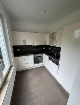 Gemütliche 2-Zimmer-Wohnung mit Terrasse, Vollbad und Fußbodenheizung - Berlin