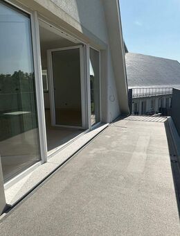 Erstbezug - Balkon, Parkett, offene Küche, Tageslichtbad, Lift, Wärmepumpe - nahe Zentrum gelegen! - Chemnitz