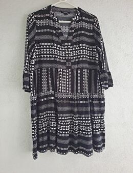 Tunika Kleid, schwarz-weiß, Gr. 42/44,neuwertig - Nürnberg