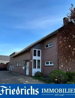 Gepflegtes Zweifamilienhaus mit zwei Garagen und Garten in ruhiger Lage von Bad Zwischenahn-Wehnen - Bad Zwischenahn