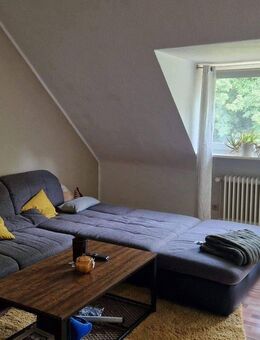 Singlenest mit Flair ! Moderne Dachgeschosswohnung Nähe Tierpark und Zentrum von MG- Odenkirchen ! - Mönchengladbach