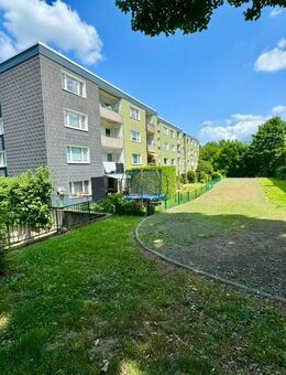 Praktisch geschnittene 3-Zimmer-Wohnung in grüner Umgebung von Düsseldorf-Ludenberg - Düsseldorf