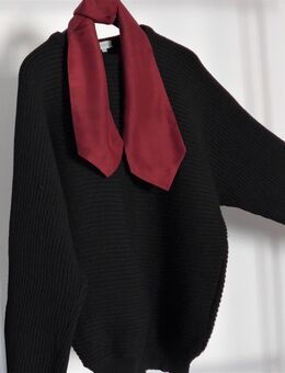 Pullover NEU Design ROSNER „Quer-Gerippt“ Besonderheit: „Fledermaus-Ärmel“ Gr 54=XL / Gr 56=XXL SEHR hochwertige Reine, schön weiche Schurwolle, KEIN „Kratzen“. Fb: schwarz Etwas schwerer, strapazierbarer und "wärmt". „Quer-gestrickt“ - Bad Oeynhausen