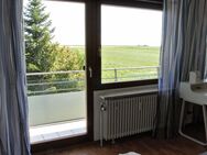 2-Zimmer Ferienwohnung in Ostfildern mit Internet, Küche, Balkon, Waschmaschine, TV, Wohnzimmer, Schlafzimmer, Bad und WC, Parkplatz, Aufzug - Ostfildern