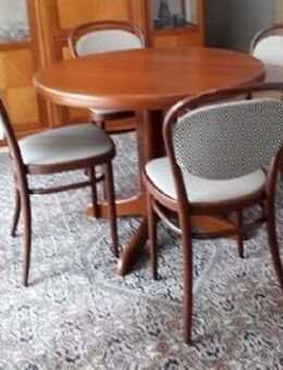 Das düfte Ihnen gefallen - neuw. Tisch und 4 THONET-Stühle - Nürnberg