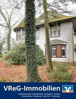 Sanierungsbedürftige Villa mit Anbau auf parkähnlichem Grundstück in Schenefeld (Mittelholstein) - Schenefeld (Landkreis Steinburg)