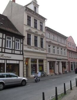 Flotte, kleine 1-R-Wohnung mit EBK im Herzen der Altstadt.... - Stendal (Hansestadt)
